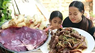 Stir fry pork liver with ginger | Khmer pork liver with ginger recipe