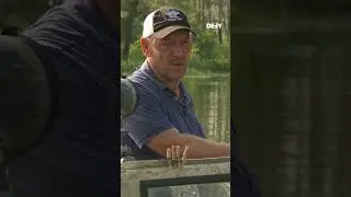 He's just listening to the sounds for the bayou! 😎#SwampPeople #TroyLandry #DefyTv #shorts