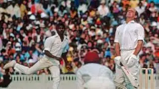 1976 3rd Test Match - Brian Close v Michael Holding