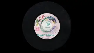 Baby Wayne &lrm;&ndash; Batty Canvas