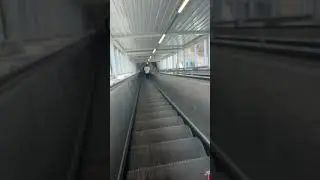 ASDA Gravesend Escalators go down- IT WAS SCARY!!!