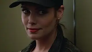 Top Gun (1986) - Maverick and Charlie in the Elevator