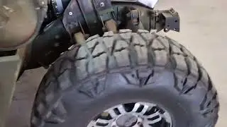 HMMWV with proper engine sound.