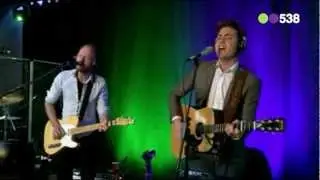 Douwe Bob - Multicoloured Angels (live bij Evers Staat Op)