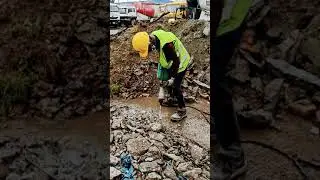 DCA AZG-15 concrete breaker machine