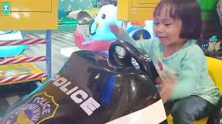 Kaka Zalika dan Adik Alesha Liburan di Ciwalk Bandung