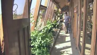 No mortgage, no bills: Living off the grid