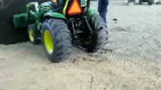 trekker,  videos showing  john deere 3320 compact utility tractor 300cx loader