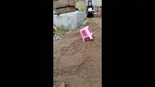RC Land Cruiser LC79 Towing a Plastic Chair