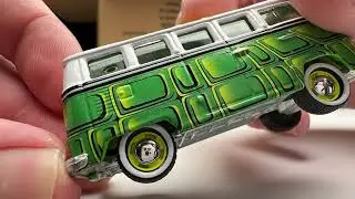 Johnny Lightning Pop Culture 2025 Release 1 &ndash; Unboxing & First Look!