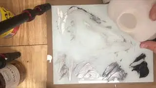 Laying out an achromatic palette