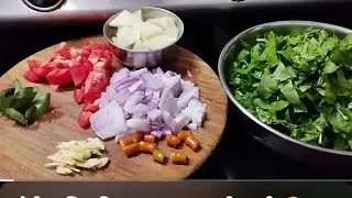 Simple spinach potato curry  |  healthy Indian dish 😋#cooking 