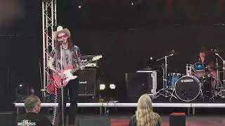 Ashley Sherlock Band play 