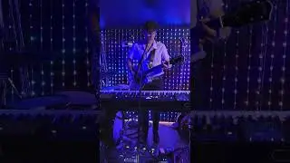 Looping Covers & Requests as a One Man Band!