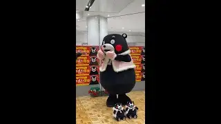 ちっちゃい分身くまモン抱えて登場 くまモン in くまモンが来る！ くまもとフェア by菜果善 at イオンモール座間