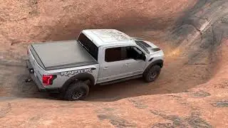 Gen2 Raptor at the Tub (Hell's Revenge Trail, MOAB)