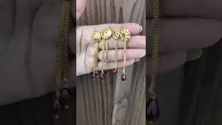 Earrings ❤️ full high quality gold polish sui dhaga 💞 order kro only on only yuvi collection 🥰