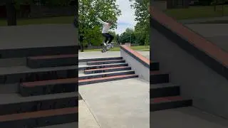 Half cab flip down a six #skateboarding #skateboard #skate #skating #skater #shorts