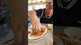 Amazing food - Crabs at Ali Seafood Kenting, Taiwan