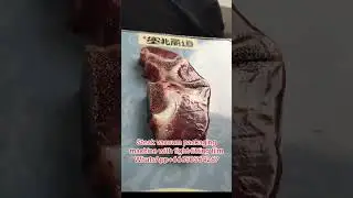 Steak vacuum packaging machine with tight-fitting film