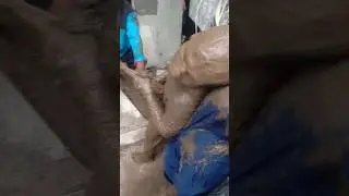 Ibu Hijabers Kena Kotor Kuda Lumping