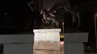 Late night walking at Gabriela Silang Monument #makati #peace #sad #lonely #solitude