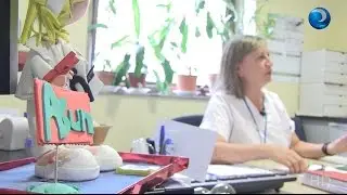 Una enfermera de seguimiento para pacientes con esclerosis múltiple