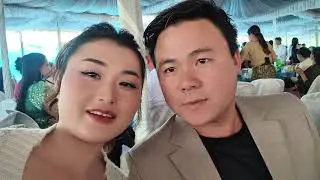 Tub zeb vwj Mus Koom hwm lauj Rooj tshoob