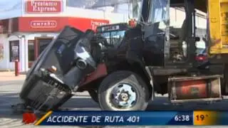 Accidente vial con ruta de camiones