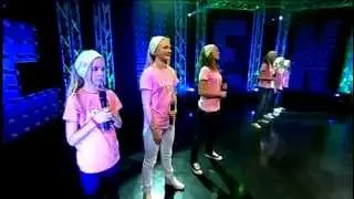 Jentegruppa SEVEN ALLE KAN solist Lotta