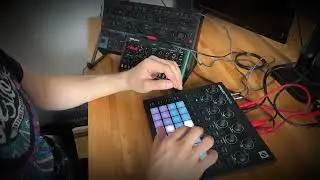 GLINT / 4/4 acid something / TD-3-MO + Roland S-1 + Circuit Tracks