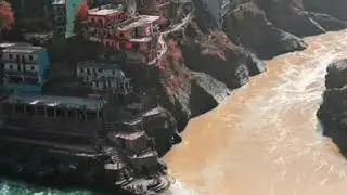 देवप्रयाग में अलकनंदा और भागीरथी का संगम | Devprayag (in lockdown 2020) |