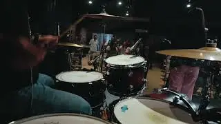 Tumbas A Jardines (Graves Into Gardens feat. Brandon Lake) - Elevation Worship | DrumCam