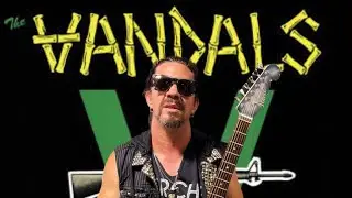 Learn The Vandals&rsquo; &ldquo;Urban Struggles&rdquo; punk riffs with Mike Ruggirello! 🎸