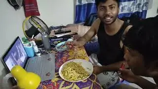 রাত ২ টা বেজে আমরা 