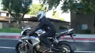 HONDA FIREBLADE CBR1000RR Superbike - First Ride on the Street