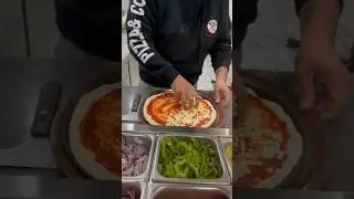 #foryou #trending #cooking #seafood_pizza#pizza #recipe #yummy #food #viral #shorts #australia