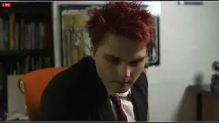 Gerard Way playing guitar!!