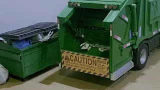The Romulus Rear Loader In Action | Testing The 1:20 Scale Model With Bags and Some Details.