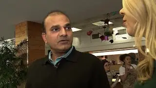 SMOOTHIE ROBOT CAN MAKE 45 DRINKS/HR (COOL!)