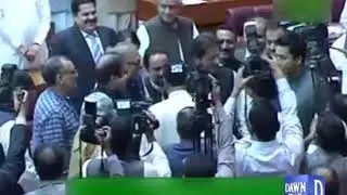 PM Imran Khan cast his vote for president