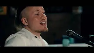 Sotnosen Sessions - Martin Thulin - Somliga Går Med Trasiga Skor