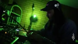 Suede Sessions: Sixteen Pad Improvisation With Atreetalking (GUILD)