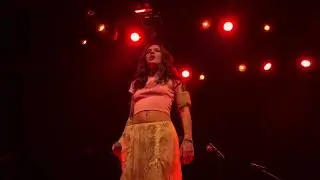 Bea Miller - “Jealous Of My Friends” live Gauche Tour 2023