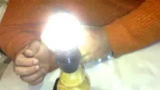 LED White Light Energy Saving Bulb Spotlight Lamp with E27 Screw Base for Home Studio Lighting