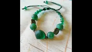 Sea glass jewelry.Tea sea glass bracelet