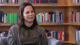 &bdquo;Verbotene B&uuml;cher haben mich immer verlockt.&ldquo; Anna Baar im Gespr&auml;ch