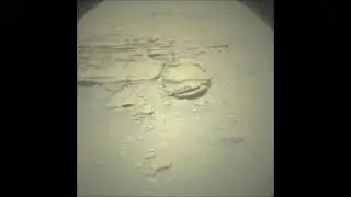 Perseverance Rover Capture Deposition of Mineral and Different Layers, with Micro Imager