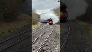 Flying Scotsman coming through Hinckley Station 10:30 Dec 13th 2023.