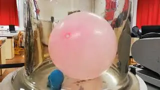 Expérience - Ballon de baudruche dans le vide #2
